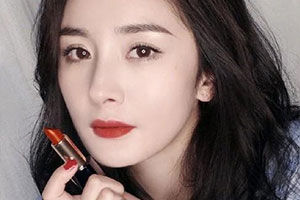 红棕色唇膏秋冬必备!植村秀784、GA200五个PTT激推款最显白