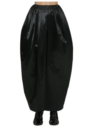 杨丞琳中空撞衫泫雅性感大胜!《Bad Lady》扮火辣恶女帅爆