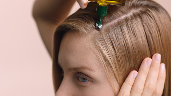 养好头皮看起来就少10岁!居家头皮“温补SPA”只要简单4步骤