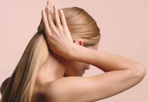 养好头皮看起来就少10岁!居家头皮“温补SPA”只要简单4步骤