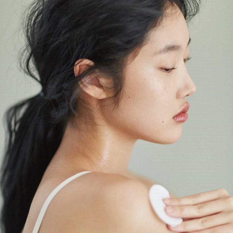 秋冬保养必收“去角质棉片”!一擦肌肤有感透亮,必学保养加乘使用技巧、净肤棉片推荐